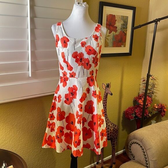 Breakin’ Loose Poppy Dress, SZ 6 - Picture 1 of 3